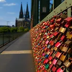아파트 Koeln 44 *